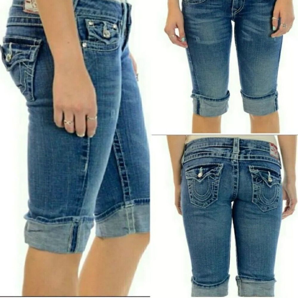 True Religion Women's Sophie Capri Cuffed Medium Wash Bermuda‎ Denim Short  25